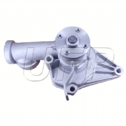 MD974649 Forklift Water Pump