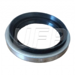 32485-30520-71 Forklift Output Cover Oil Seal