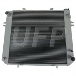 FD45Z7 Forklift Radiator